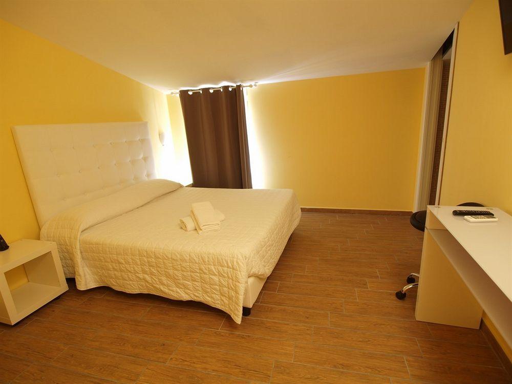 Via Mameli 5 Hotel ซานเรโม ภายนอก รูปภาพ