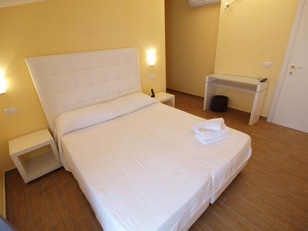 Via Mameli 5 Hotel ซานเรโม ภายนอก รูปภาพ