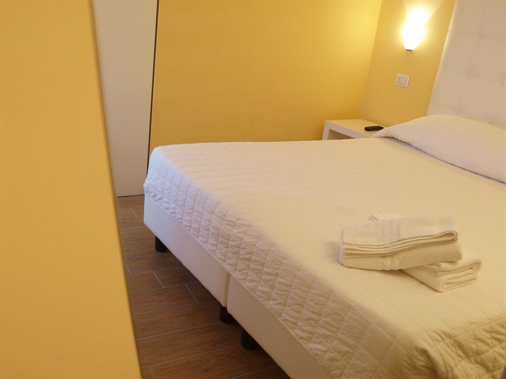 Via Mameli 5 Hotel ซานเรโม ภายนอก รูปภาพ