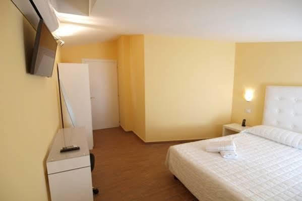 Via Mameli 5 Hotel ซานเรโม ภายนอก รูปภาพ